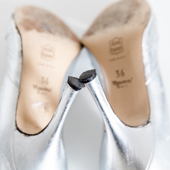 Silver peep toe pumps - size 36 / US6 - Picture 5 of 8